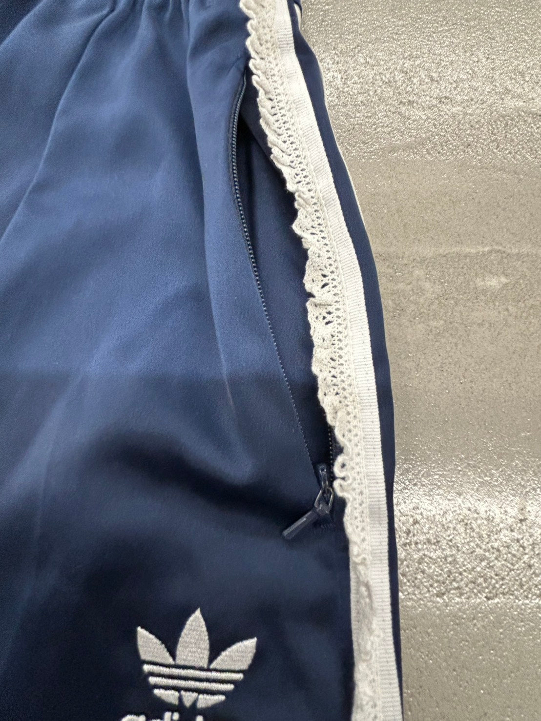 【USED】REMAKE adidas フレア ロングスカート　フレアスカート　脇レース　ネイビー　サイズM