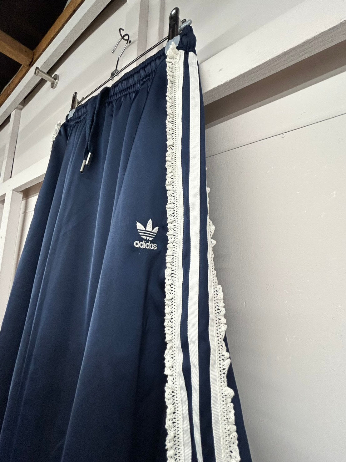 【USED】REMAKE adidas フレア ロングスカート　フレアスカート　脇レース　ネイビー　サイズM