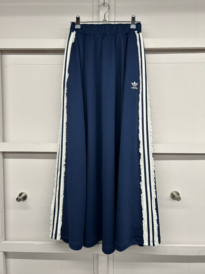 【USED】REMAKE adidas ジャージ フレア ロングスカート　フレアスカート　脇レース　ネイビー　サイズXS