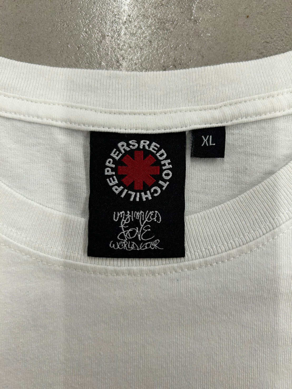 【USED】'24 Red Hot Chili Peppers 「Unlimited Love」WORLD TOUR 2024 Tシャツ
