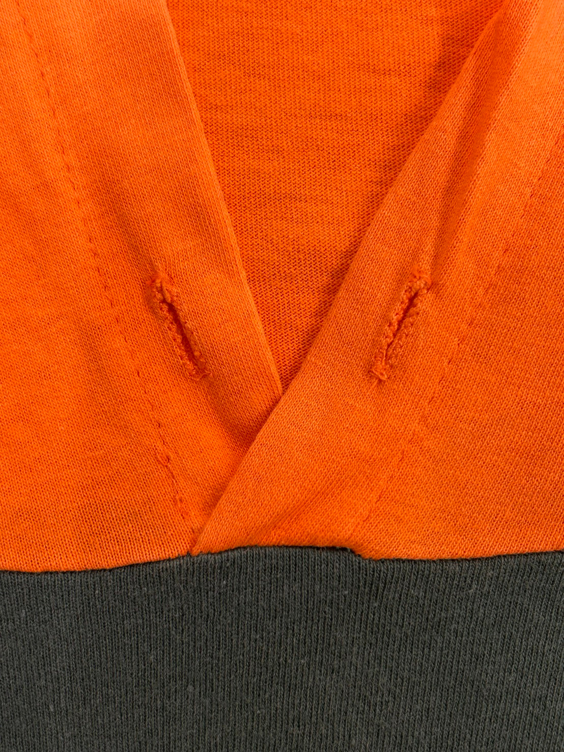 【USED】90s' University of MIAMI HURRICANES カレッジ フード付Tシャツ