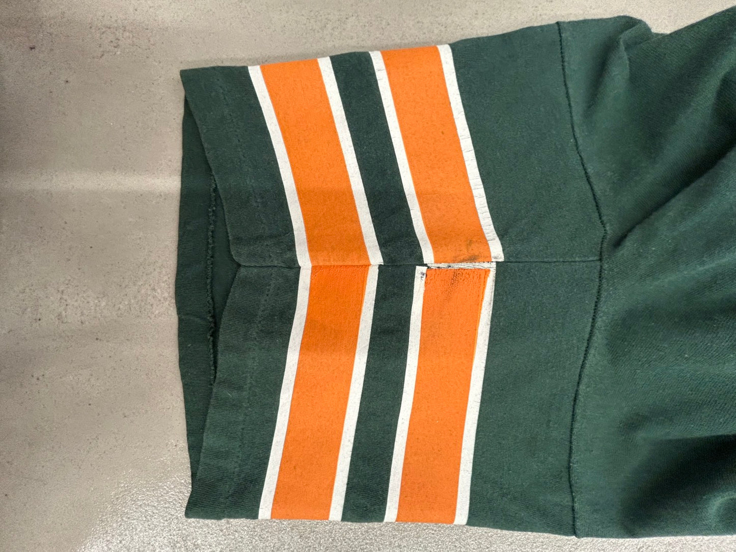 【USED】90s' University of MIAMI HURRICANES カレッジ フード付Tシャツ